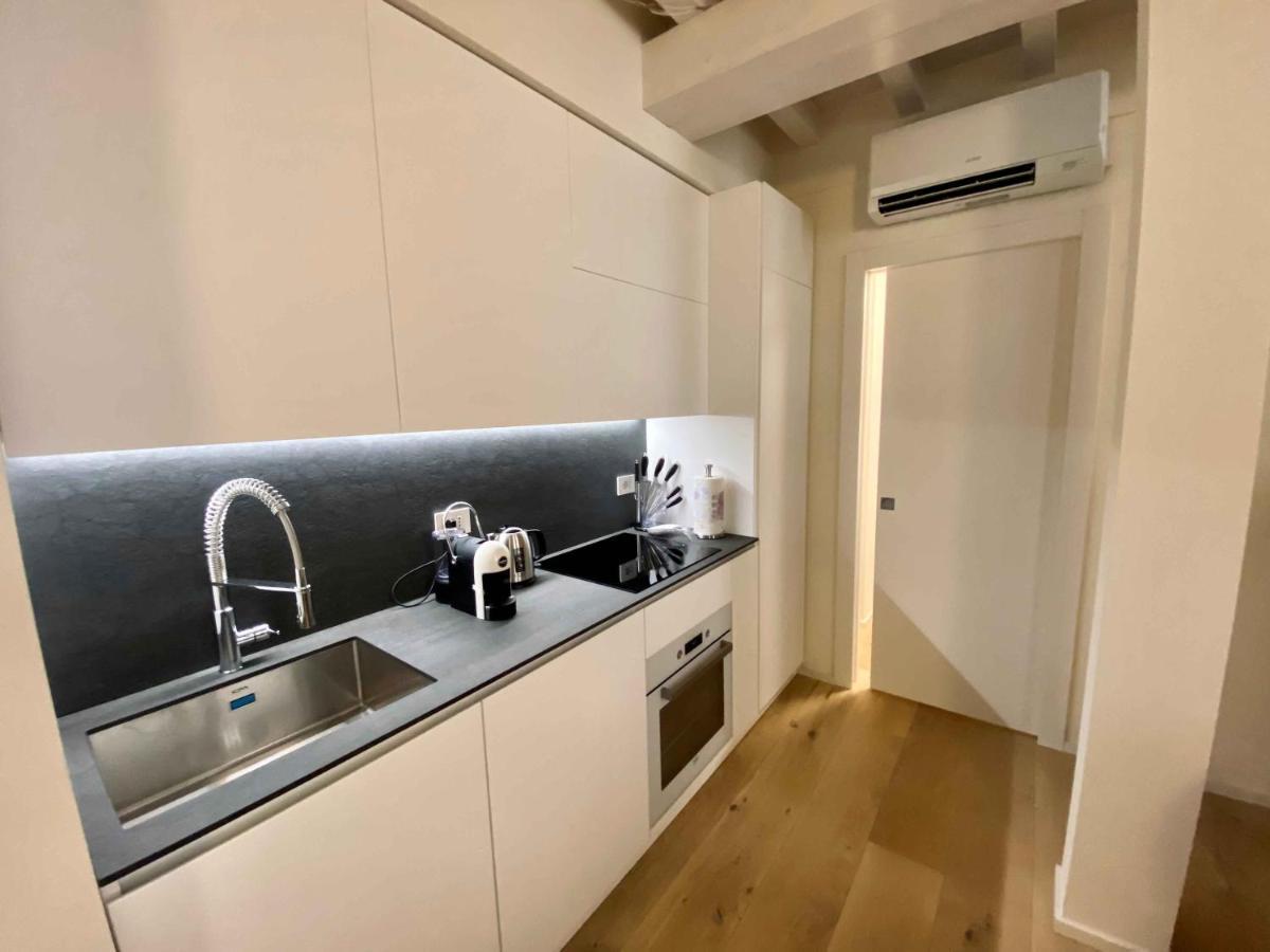 Volto Corte Farina Apartments - Luxury Lofts 베로나 외부 사진