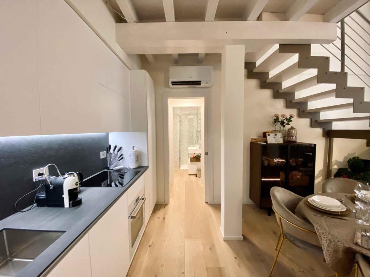 Volto Corte Farina Apartments - Luxury Lofts 베로나 외부 사진
