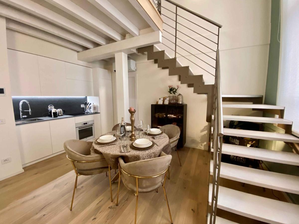 Volto Corte Farina Apartments - Luxury Lofts 베로나 외부 사진